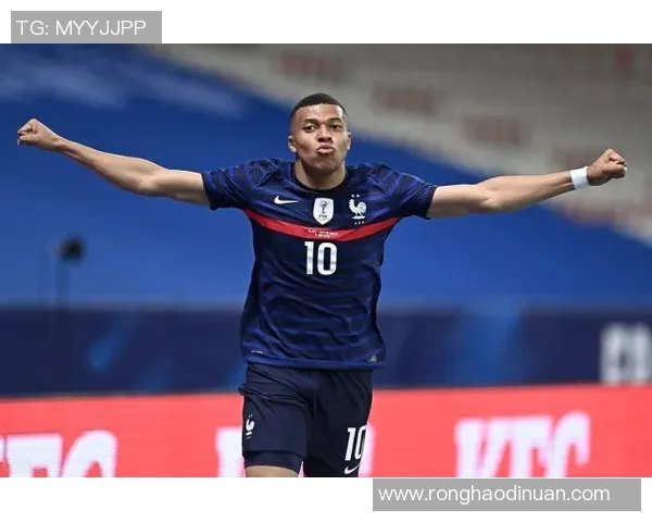 艾维斯与波尔图激战正酣比分悬念引发球迷热议