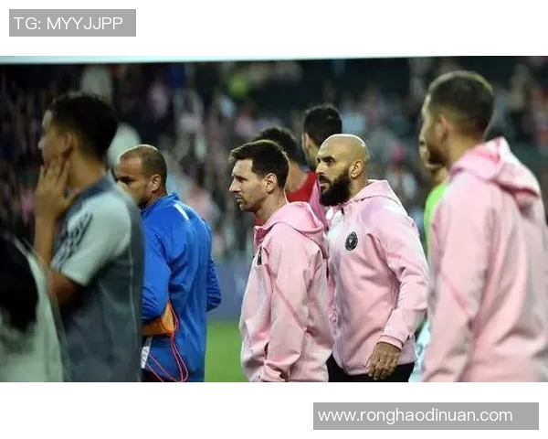 马萨与坦塔激战正酣比分悬念不断引发球迷热议